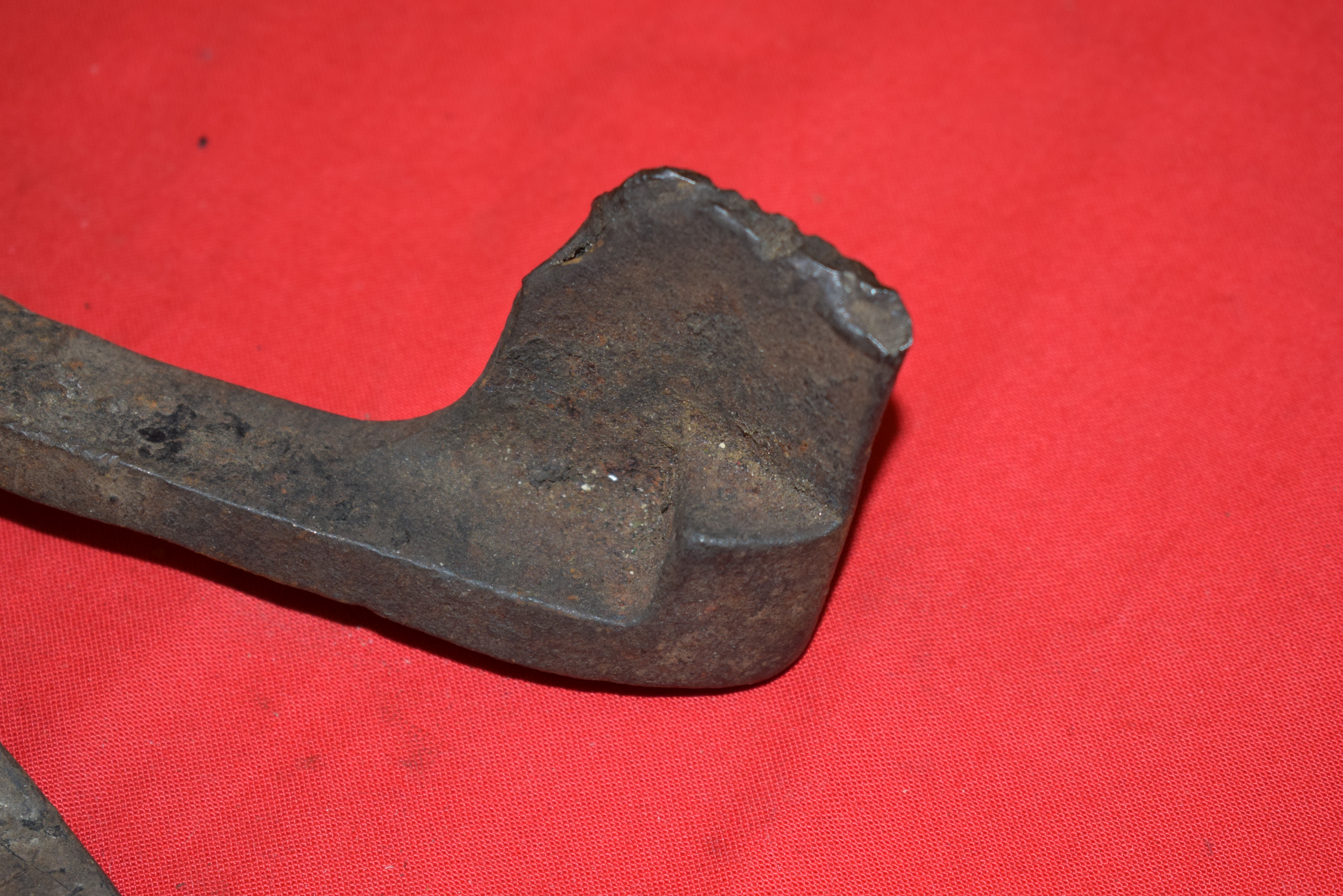 Fästjärn till Höger Fotplatta med broms pedal Harley 45" 1935-38 # 201