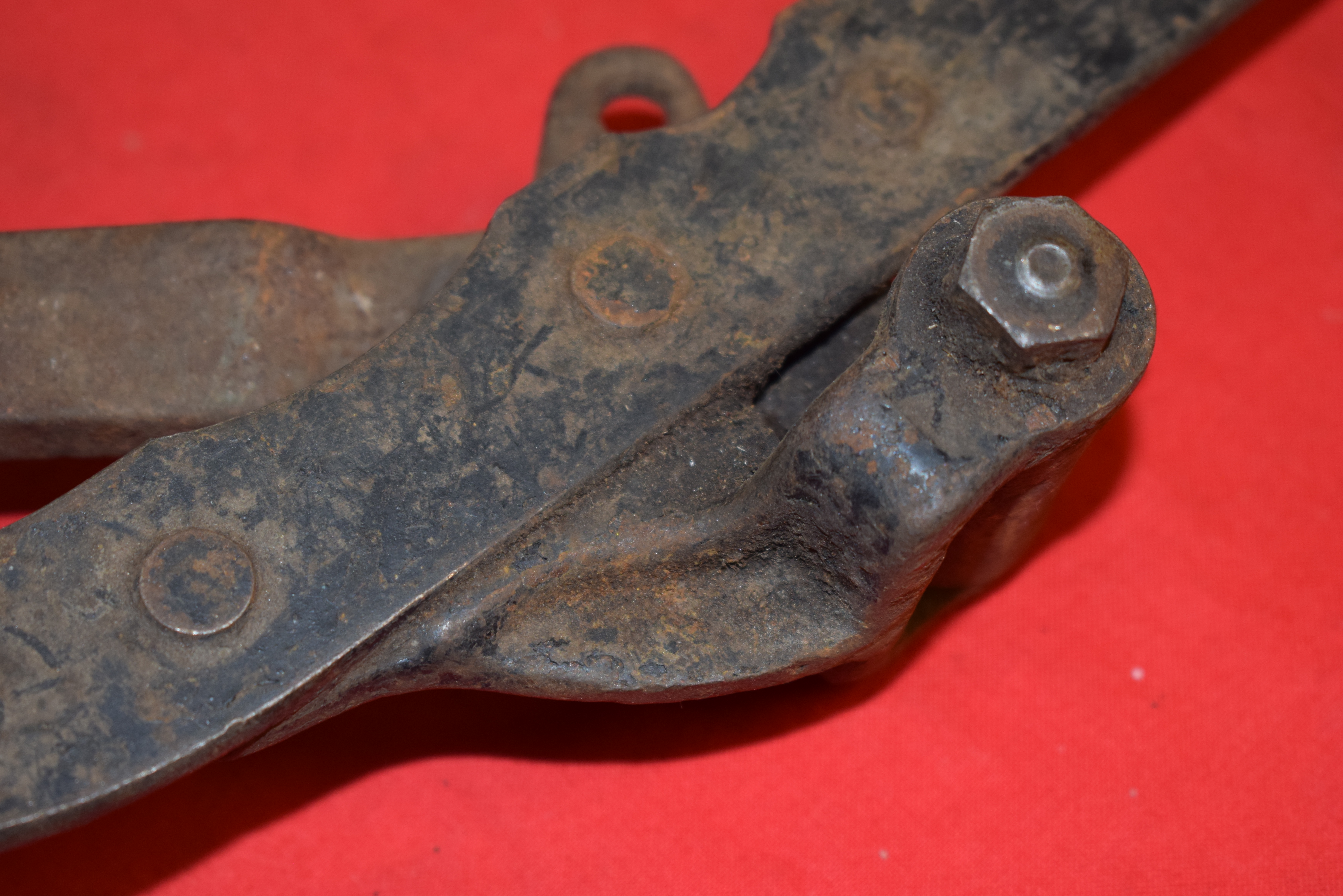 Fästjärn till Höger Fotplatta med broms pedal Harley 45" 1935-38 # 201