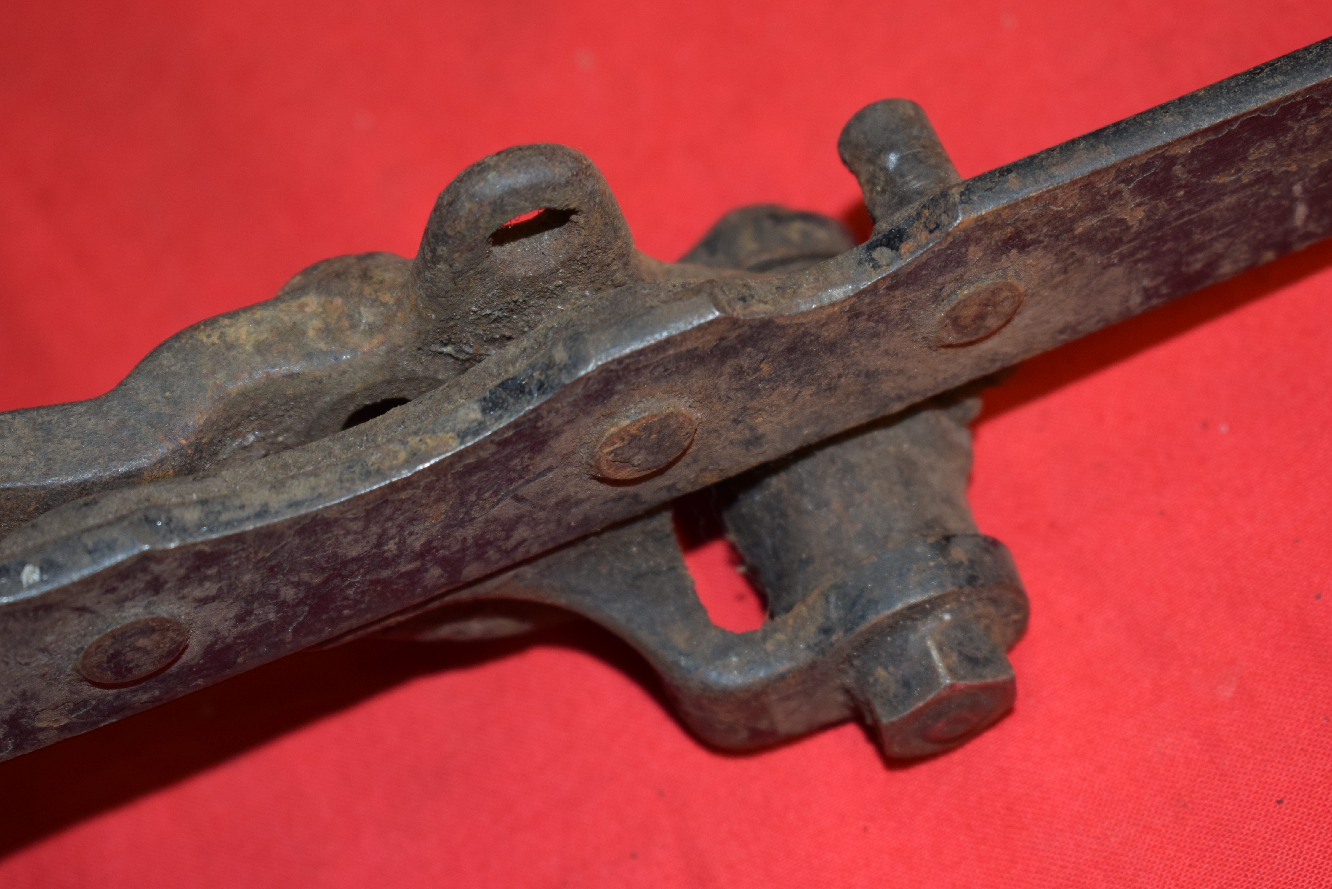 Fästjärn till Höger Fotplatta med broms pedal Harley 45" 1935-38 # 201