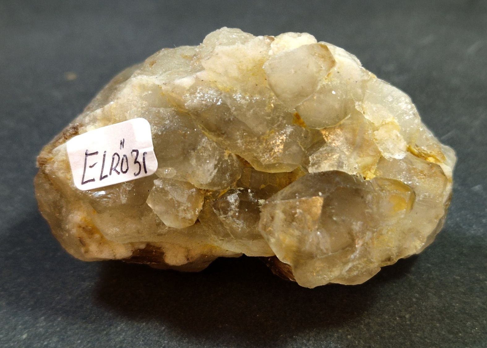 Elestial Rökkvarts, naturlig - ELRÖ31