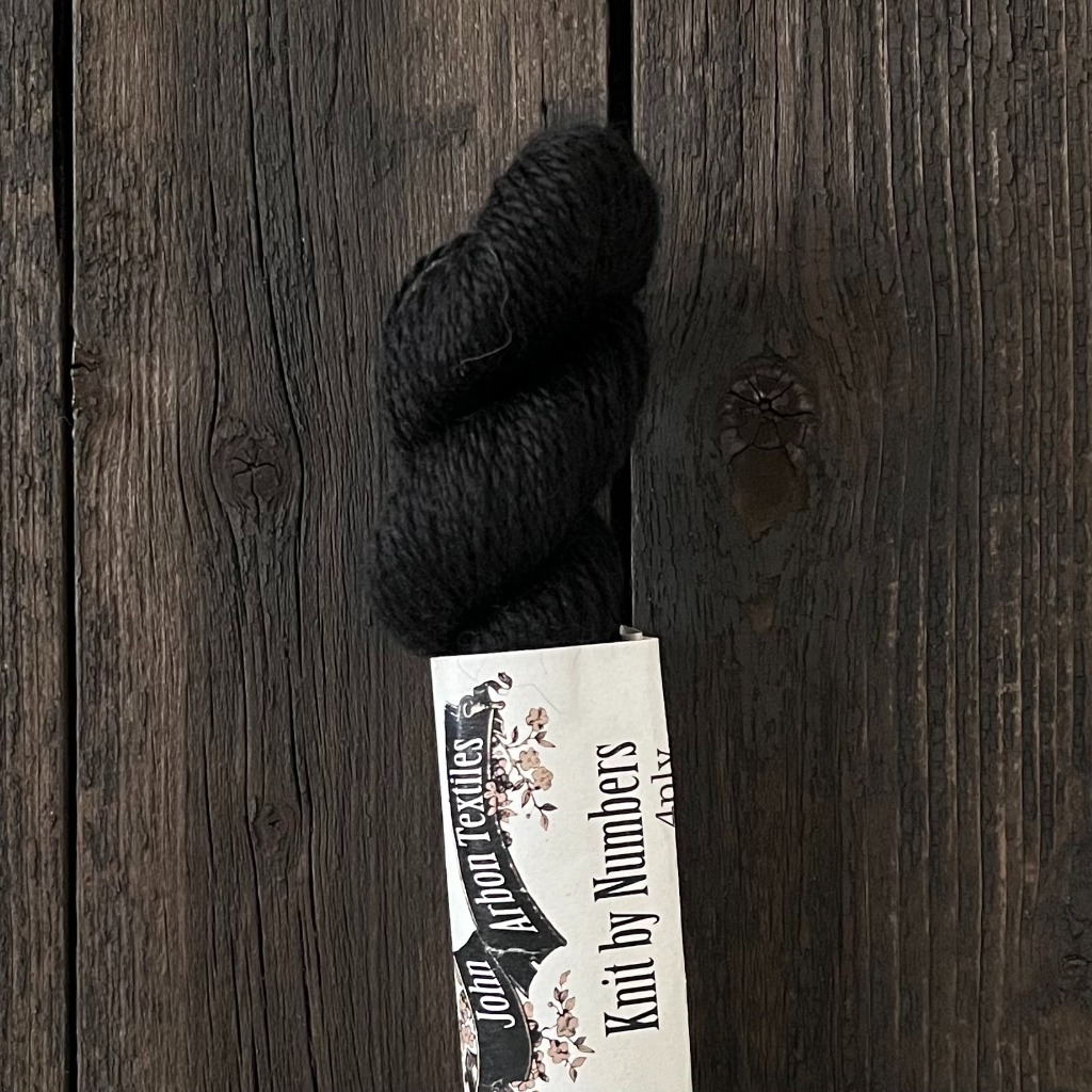 KNIT BY NUMBERS 4ply BLACK 01