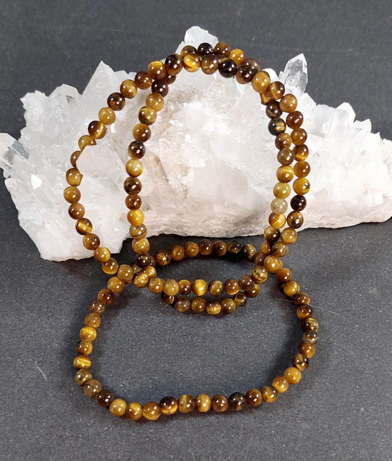 Tigeröga Armband - 4mm Pärlor