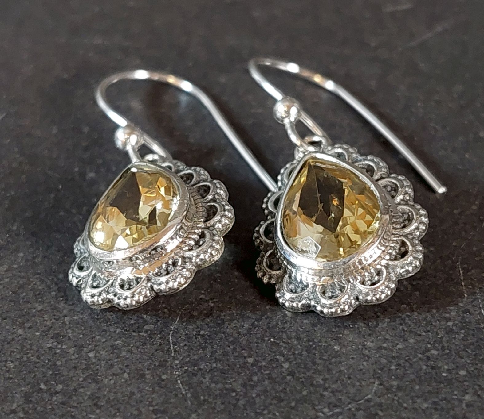 Droppformade silver Örhängen med Citrin - 3