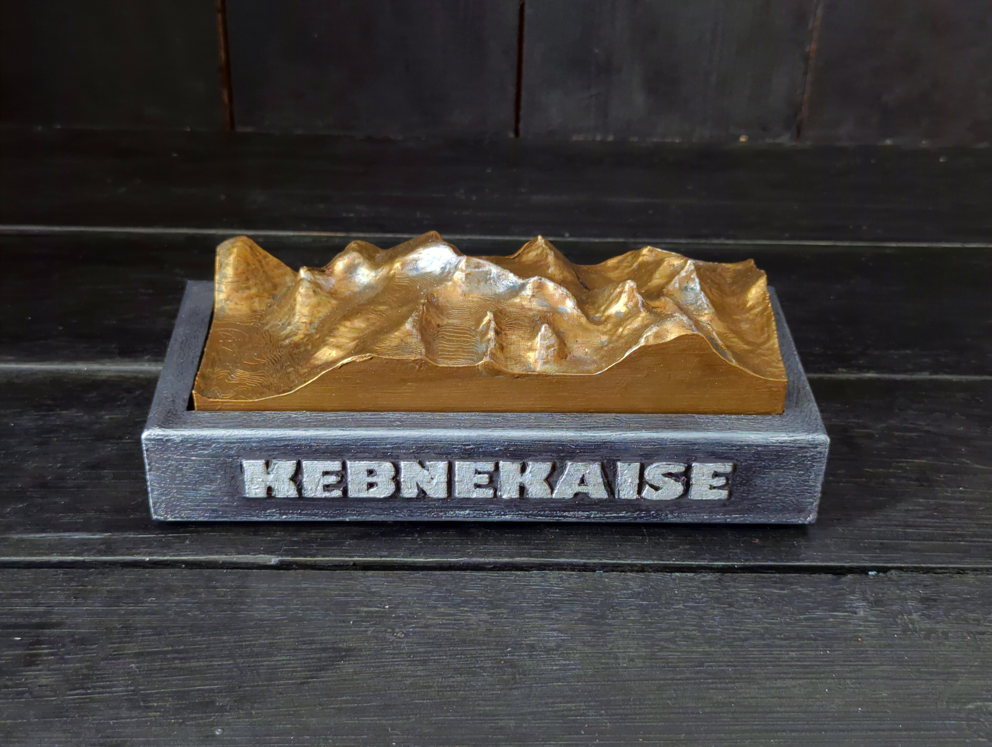 Handmålad 3D modell av Kebnekaise - 2