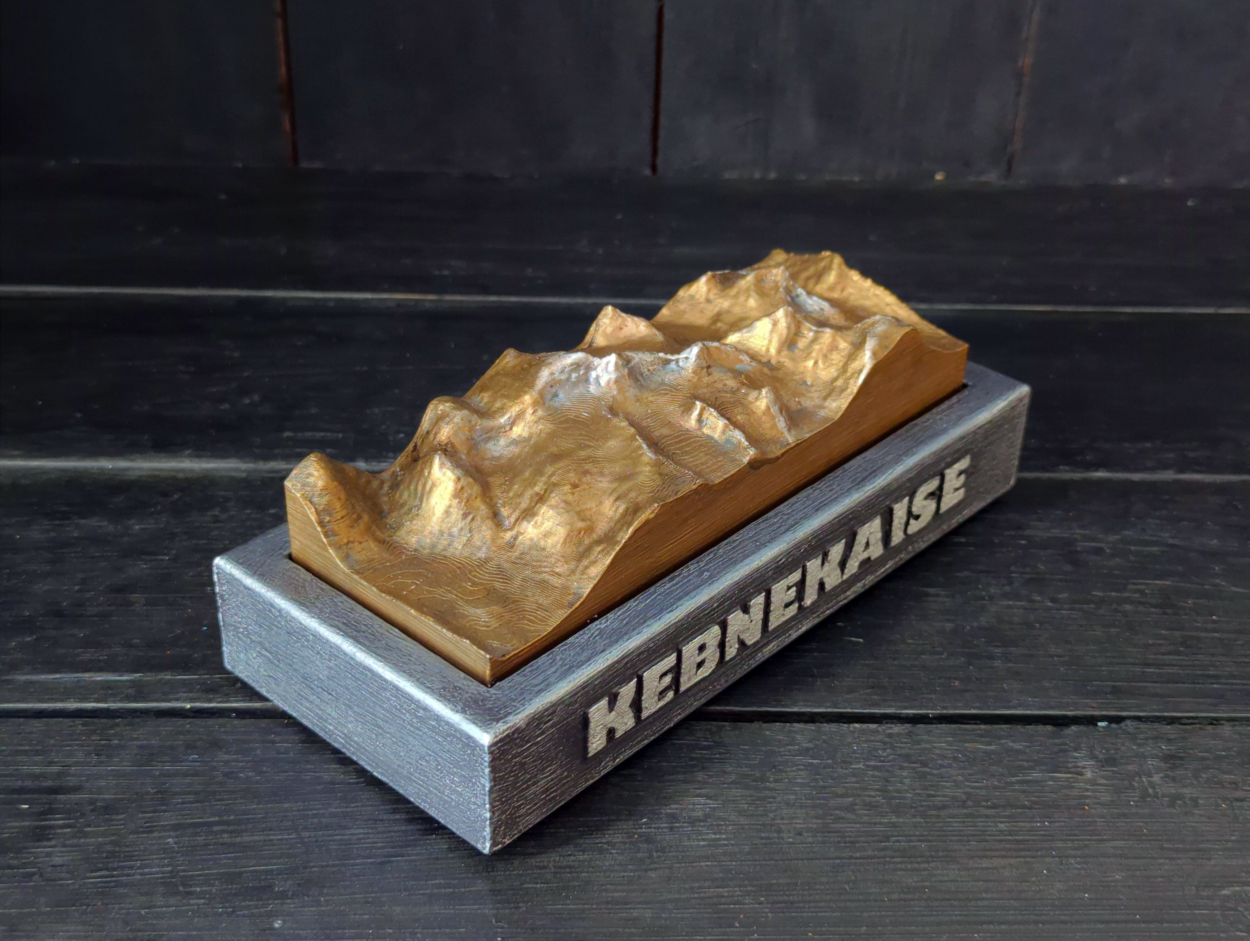 Handmålad 3D modell av Kebnekaise - 9