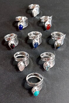 Ställbara Silverringar Bred modell med Droppformad Cabochon