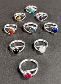 Ställbara Silverringar med Cabochon