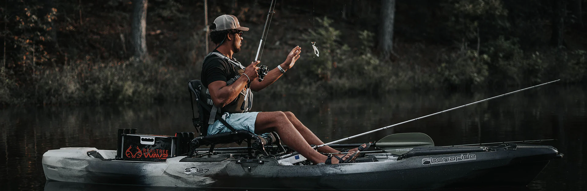 Bonafide Sit and Stand 127 - A stable paddling kayak - 4