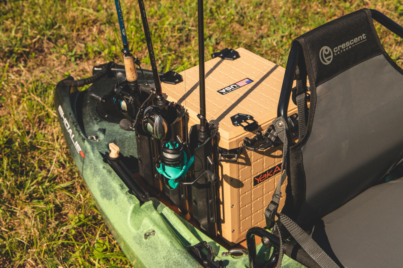 Yakattack BlackPak Pro, 13x13x13, Desert Sand, Includes lid and 3 rod holders - 2