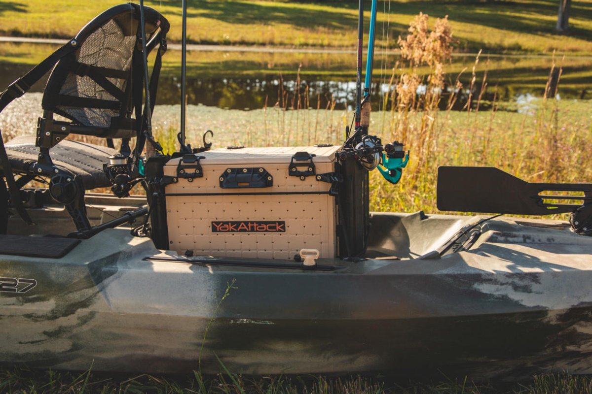 Yakattack BlackPak Pro, 16x16x13, DesertSand, Includes lid and 6 rod holders - 3