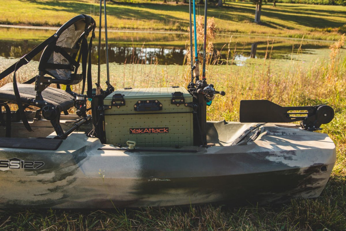 Yakattack BlackPak Pro, 16 x 16 x 13, Green, Includes lid and 6 rod holders - 5
