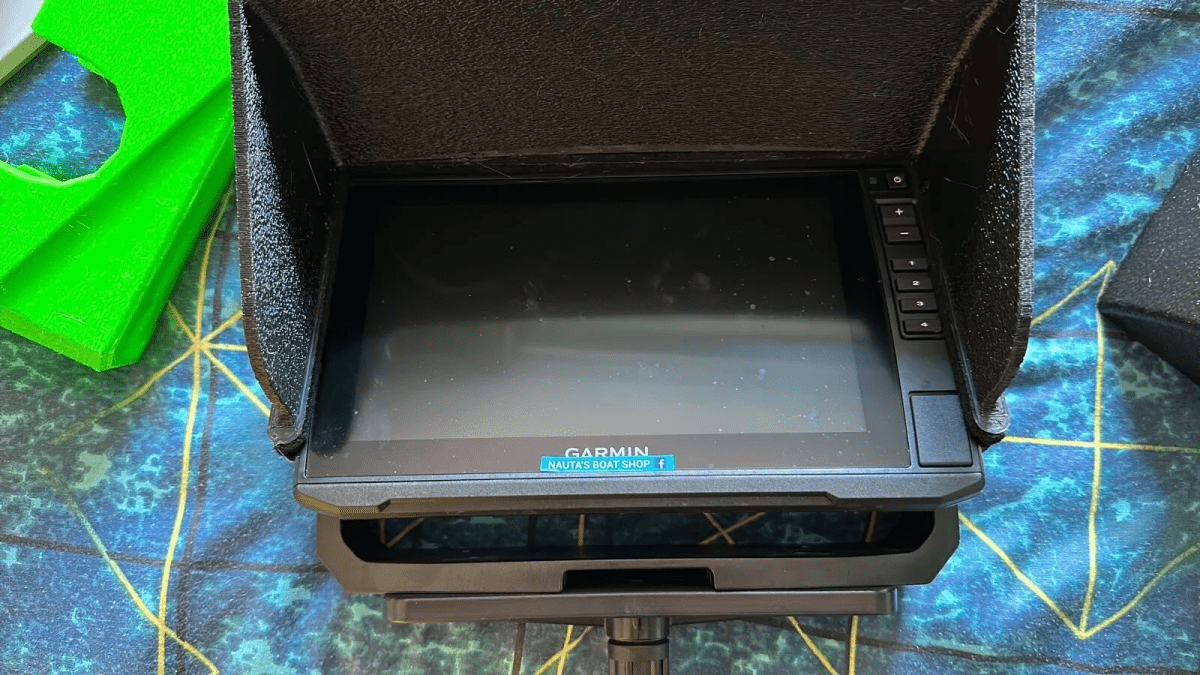 Sonnenblende Garmin Echomap UHD 92sv - Normal - 2