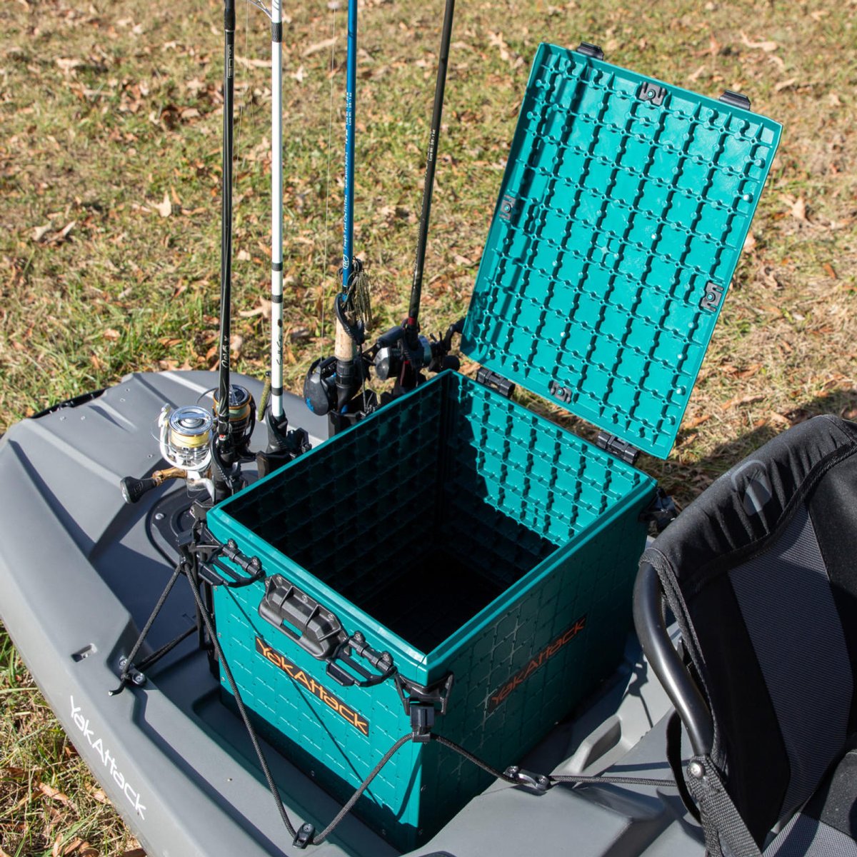 Yakattack BlackPak Pro, 13 x 16 x 13, Emerald Green, Includes lid and 4 rod holders (limited edition) - 5