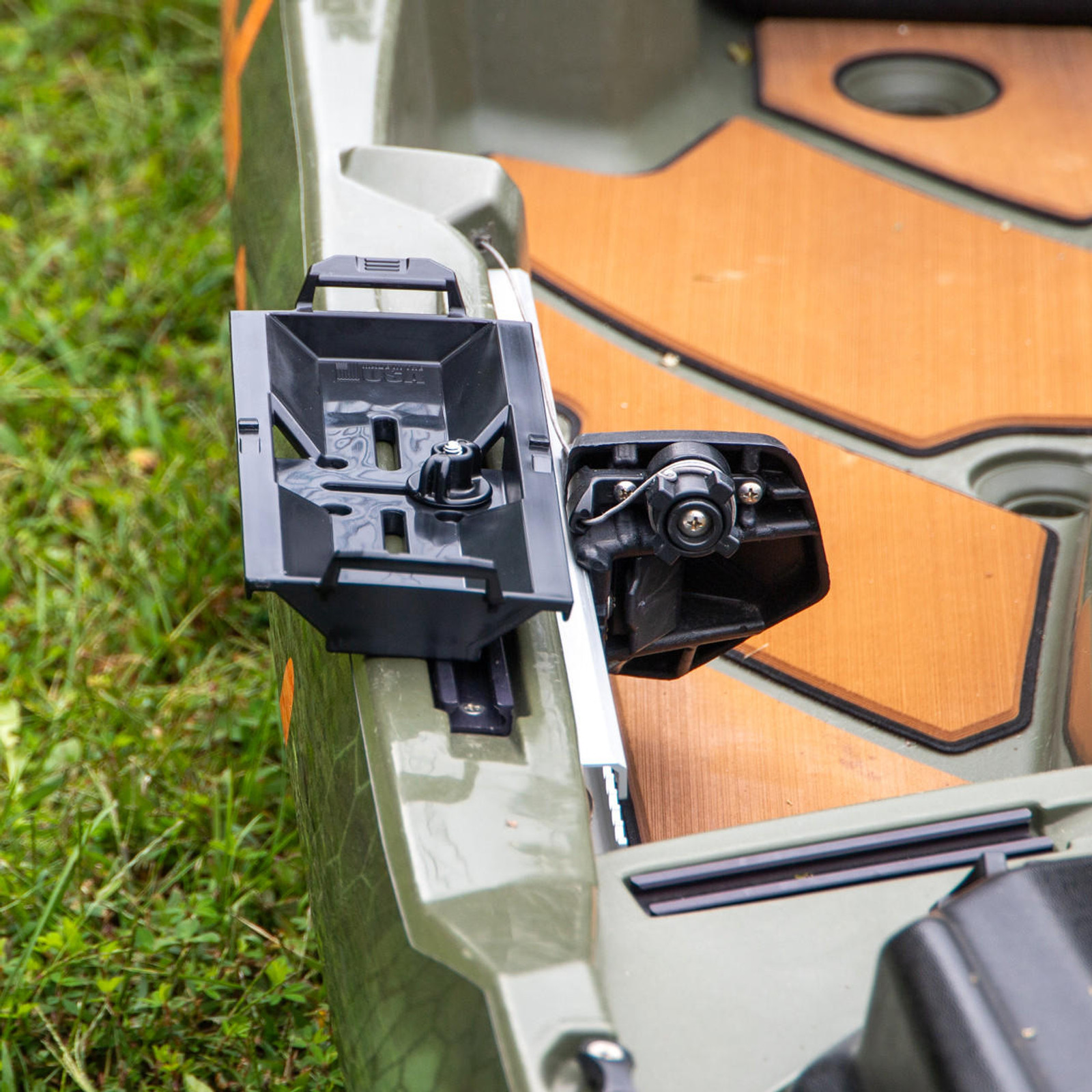 Yakattack TracPak Quick Release Base, Mount Only - 14