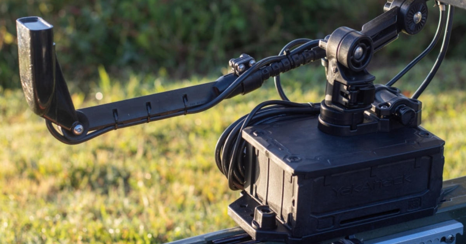 Yakattack CellBlok Battery Box and SwitchBlade Transducer Arm Combo - 3