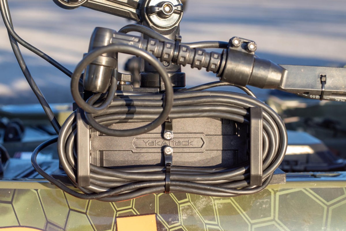 Yakattack CellBlok, track mounted,7.2Ah and 9Ah batteries, box & Hardware - 4