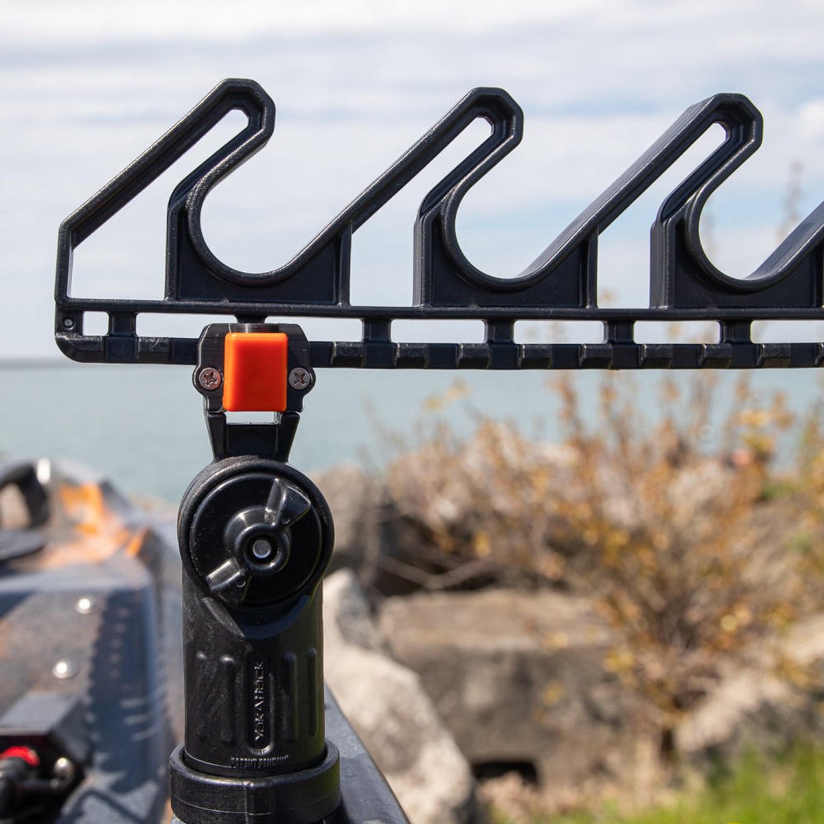 Yakattack CenterStage Rod Stager includes 1 ClickTrac Bullwinkle, LNL Mount - 3