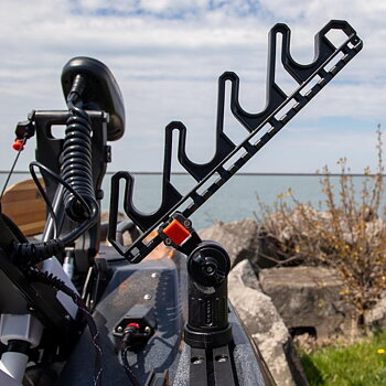 Yakattack CenterStage Rod Stager includes 1 ClickTrac Bullwinkle, LNL Mount