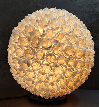 Klot lampa i Snäckor - 24cm 