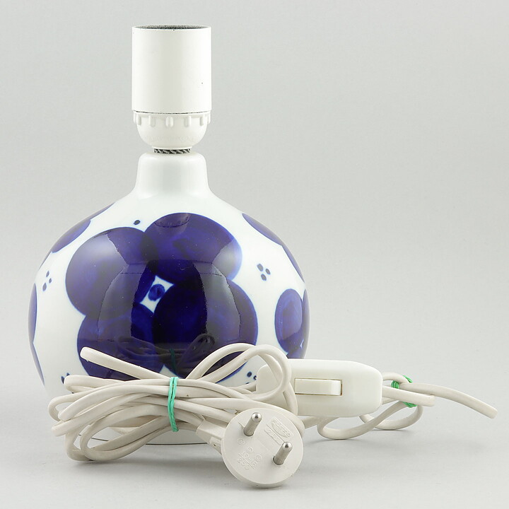 Sylvia Leuchovius (1960s) Studio Lamp with Blue Flower Decor 20 cm (2)