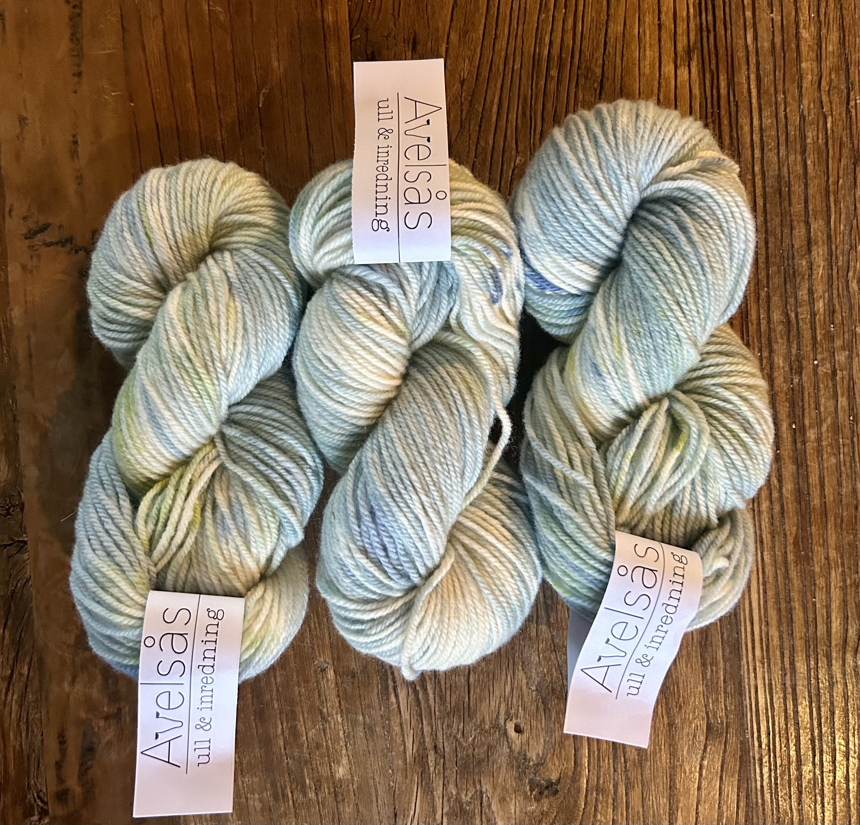 Porcelain hyacinth 3-ply Jämtland yarn