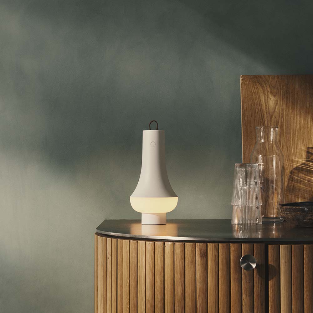 Tomoshi Bordslampa portabel (Mörkbrun) - Louis Poulsen - 5