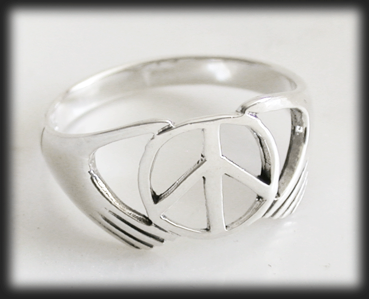 Peace ring med Claddagf i Äkta silver. - 2