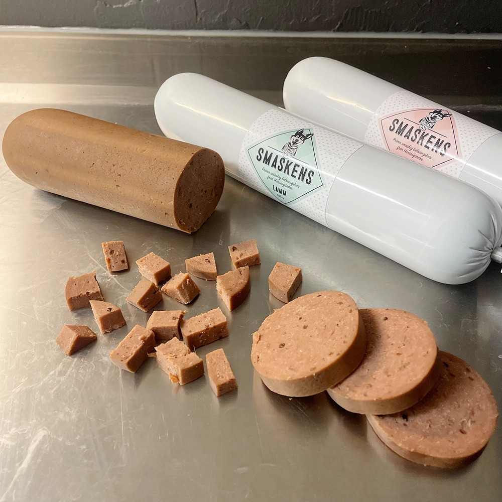 Smaskens belöningskorv till hund