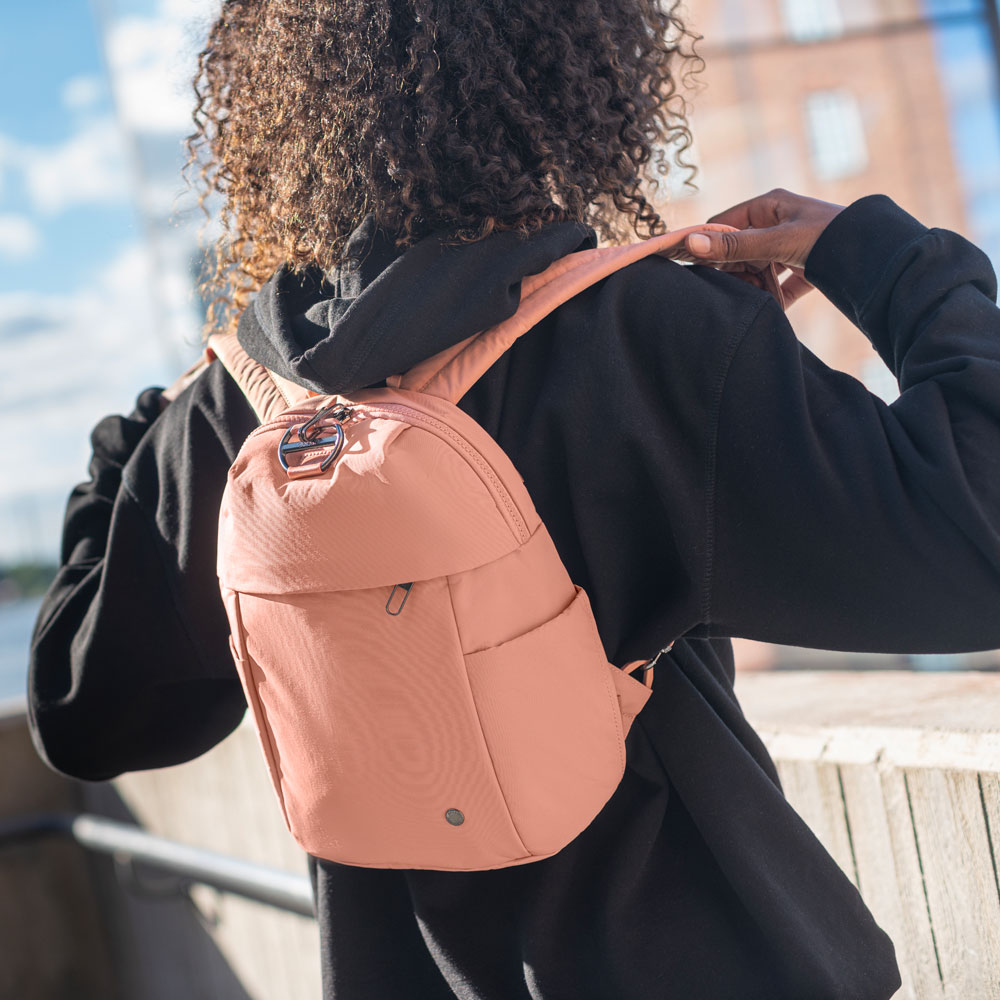 Stöldsäker väska - PACSAFE Citysafe CX Petite Backpack Black - 10