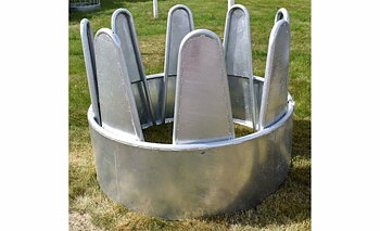 Foderhäck rund tät 1,6m dia. 8platser högst höjd:1,24, lägst höjd:0,58m