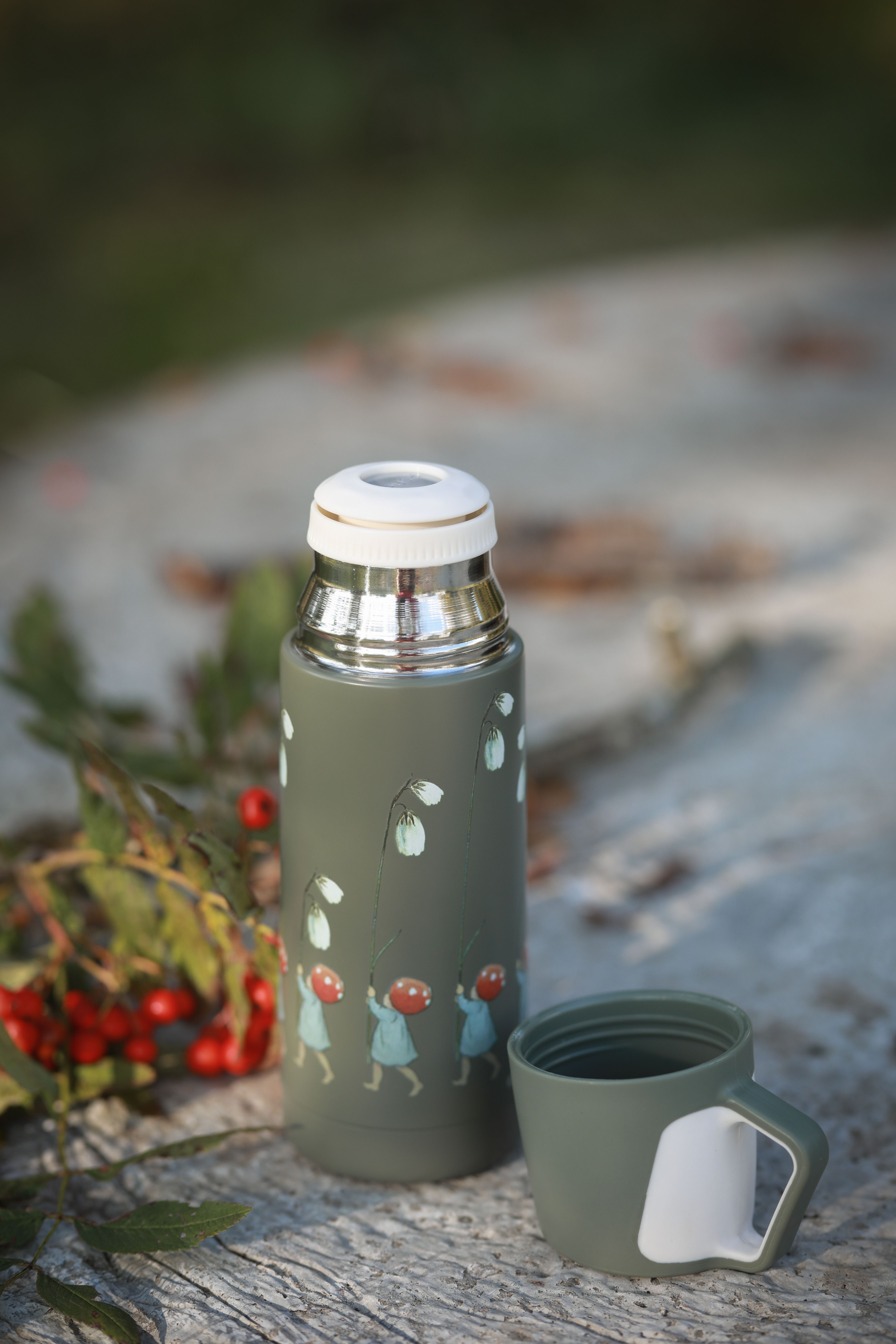 Elsa Beskow Termos 350 ml - Tomtebobarnen
