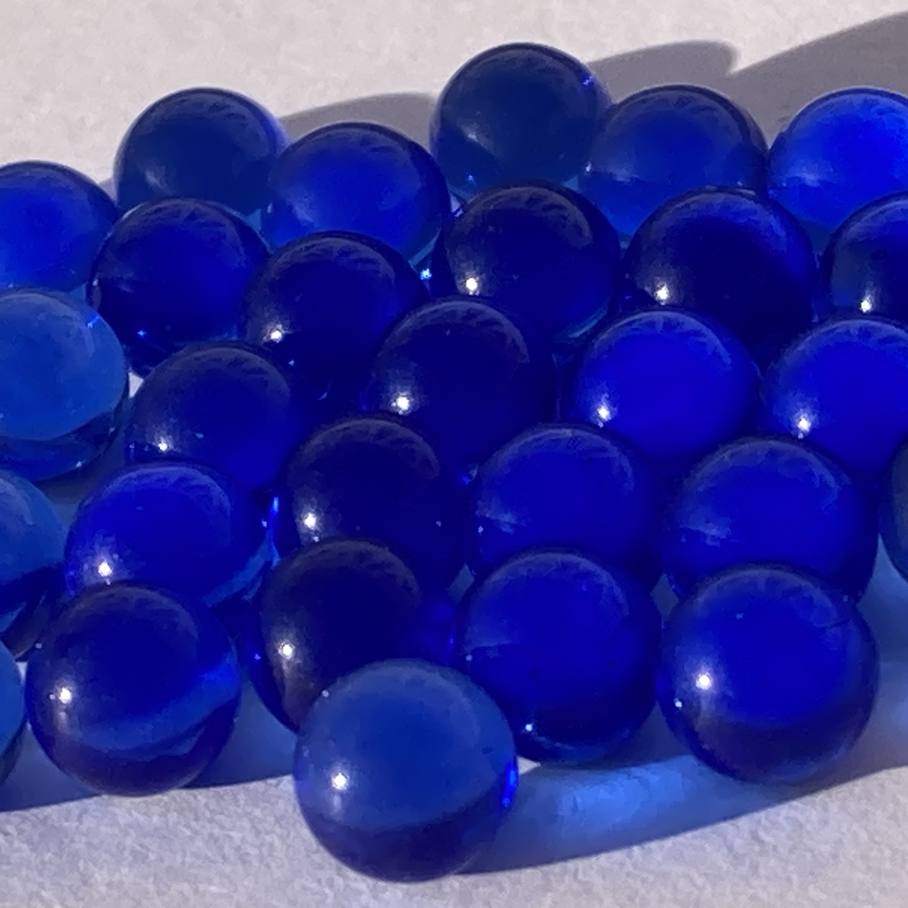 Glaskula Blå  6 mm