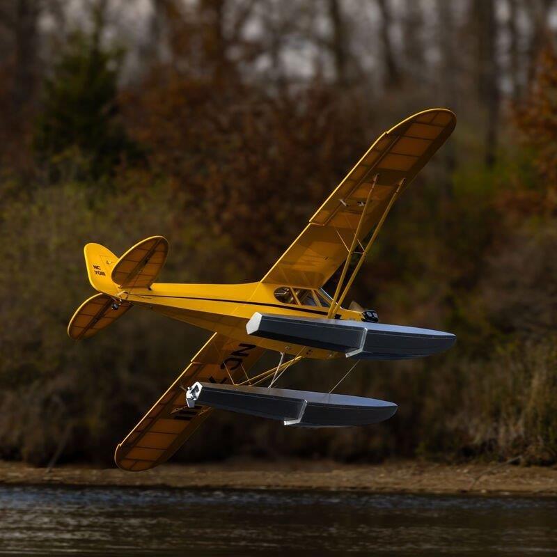 Hangar 9 J-3 Cub 10cc ARF, 2096mm (82.5tum)  - 6