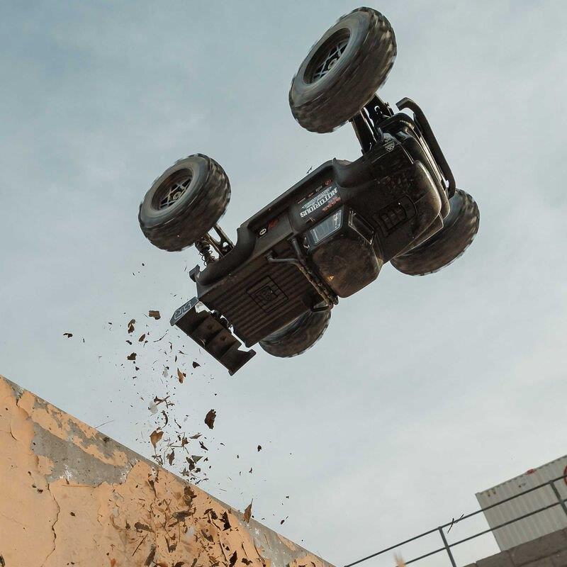 ARRMA 1/8 NOTORIOUS 6S V6 4X4 BLX Brushless Stunt Truck RTR, Black - 10