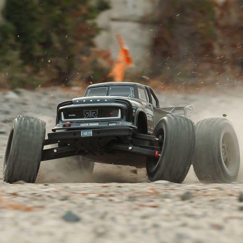 ARRMA 1/8 NOTORIOUS 6S V6 4X4 BLX Brushless Stunt Truck RTR, Black - 8