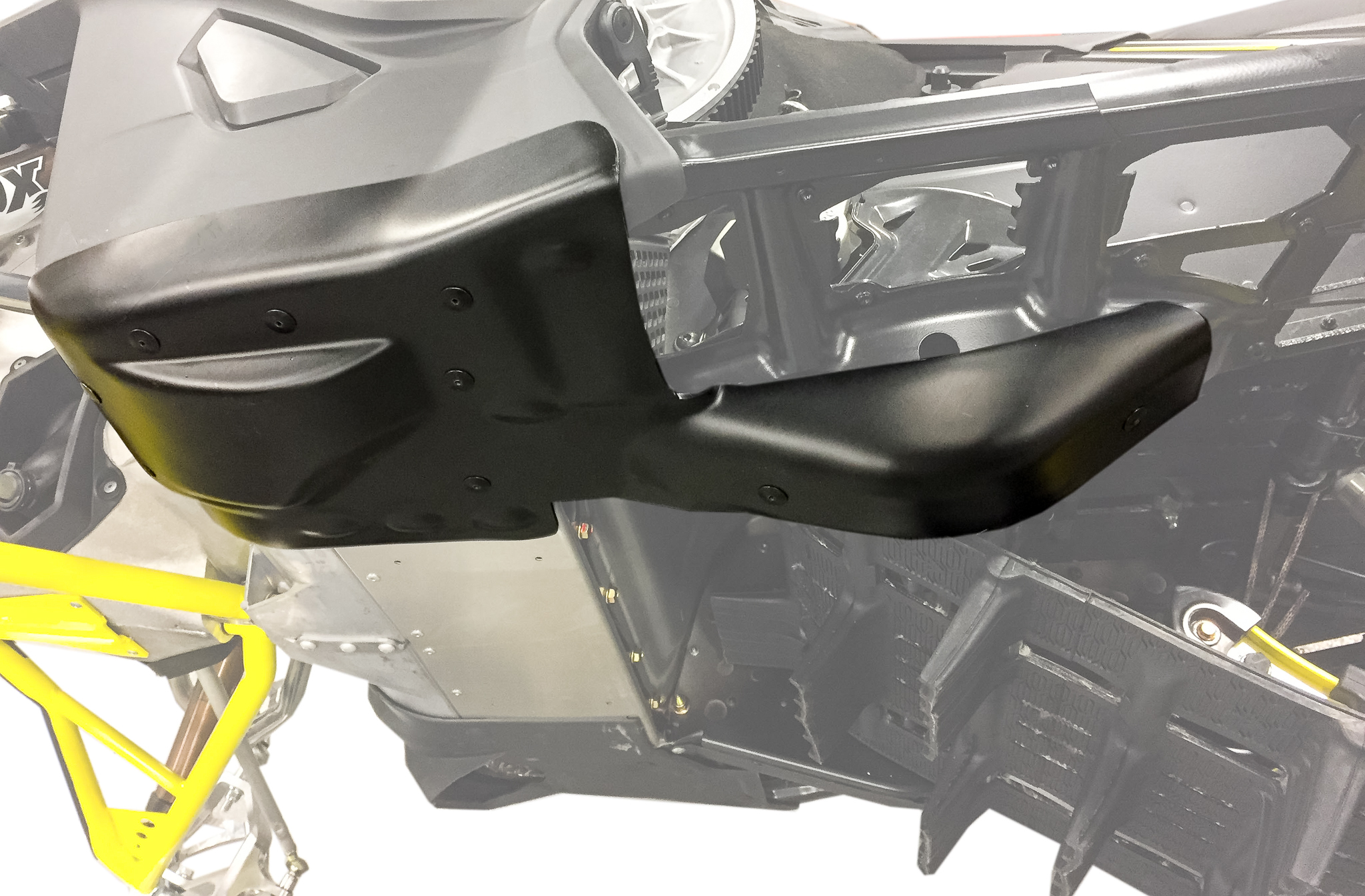 Skinz Bukskydd (Kedjehus & under Variator) Ski-Doo 850 G4 2017- - Svart