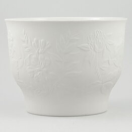 Gunvor Olin-Grönqvist (Suvi 1981) White Flowerpot with Flower Relief 17 cm (2)
