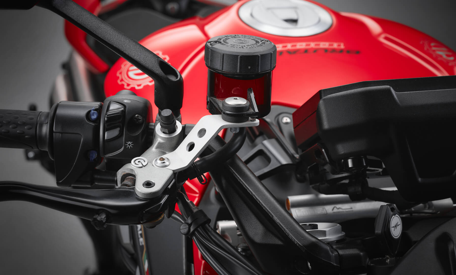 MV Agusta Brutale 1000 Ottantesimo - 2025 (order) - 11