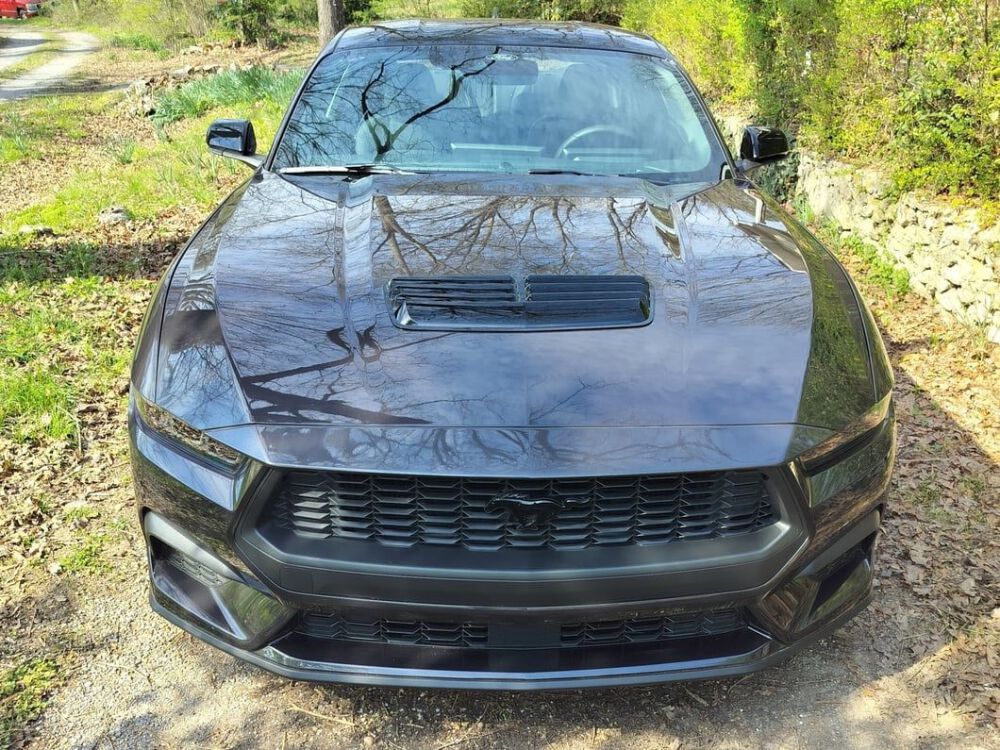 GT Style Huv Scoop - Blank svart (MUSTANG 24-25)