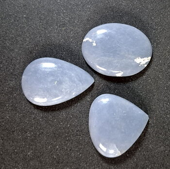Angelit  Cabochon  - AA+kvalitet - Parti 3st