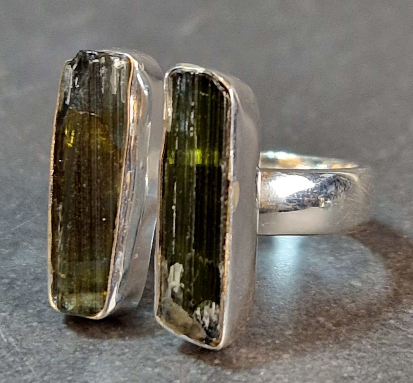 Ställbar Silver Ring - Rå Grön Turmalin  - 2