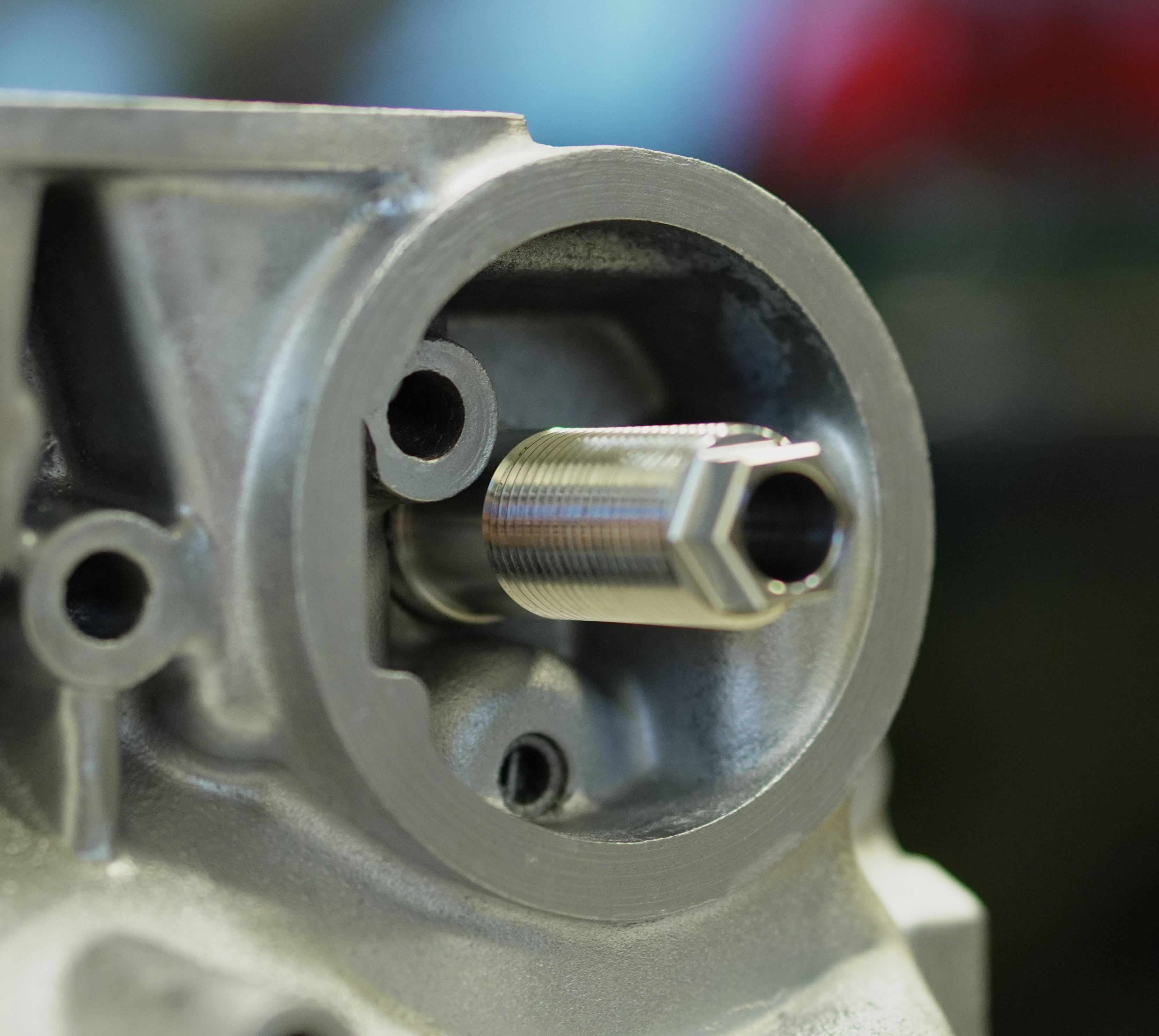 Volvo RWD Vitblock T5 T6 960 oljetråg Oljefilter Adapter - 2