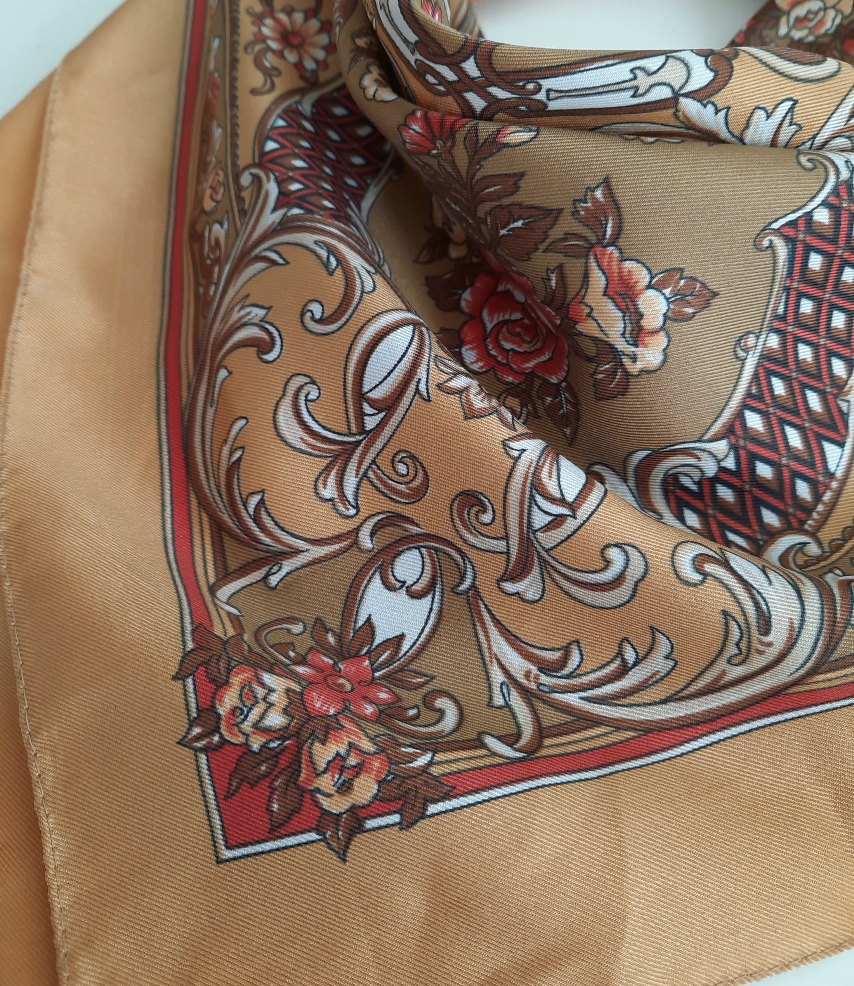 Scarf, mönstrad brun nougat, Secondhand  - 4