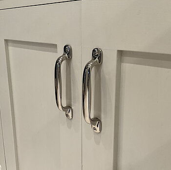 Handtag Fridhem 96 - Blank nickel