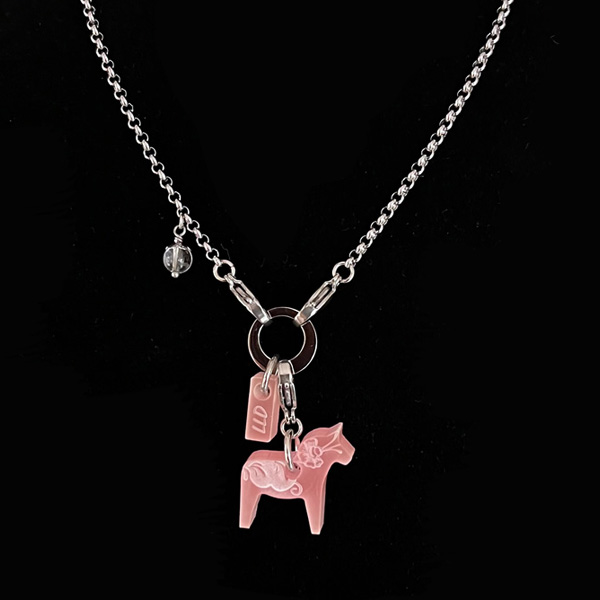 Fia Kort Halsband