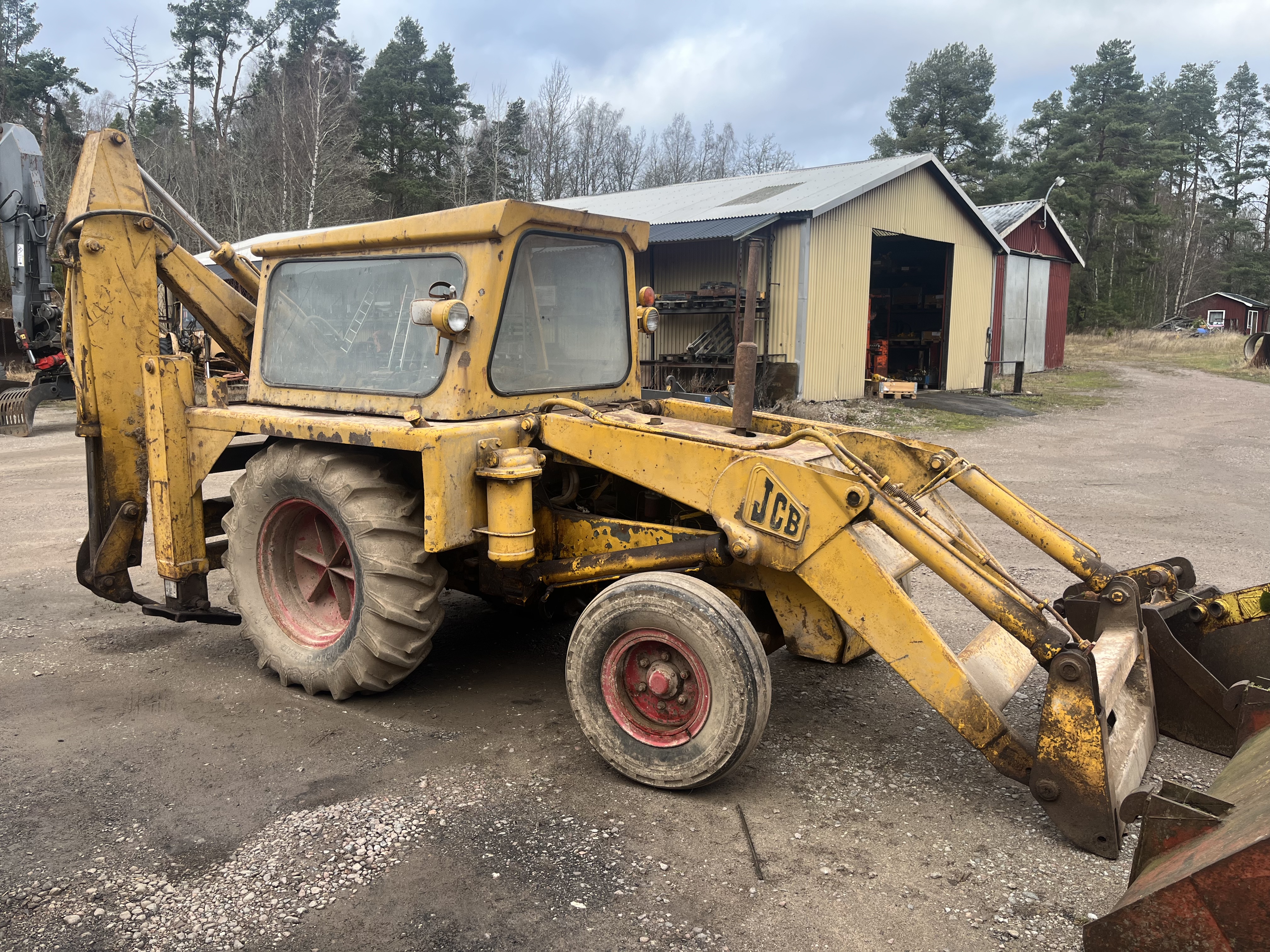 JCB 3 Demonteras December 2024