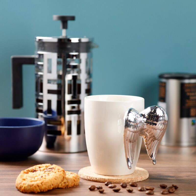 Vit keramik mugg ängel handtag med silvervingar - 3