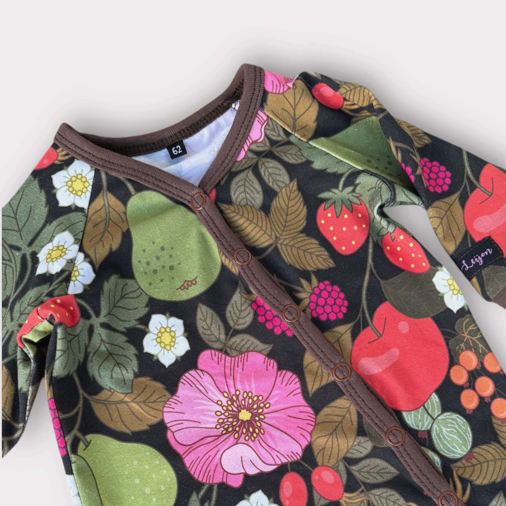 Babydress ”Selmas trädgård” brun - 3