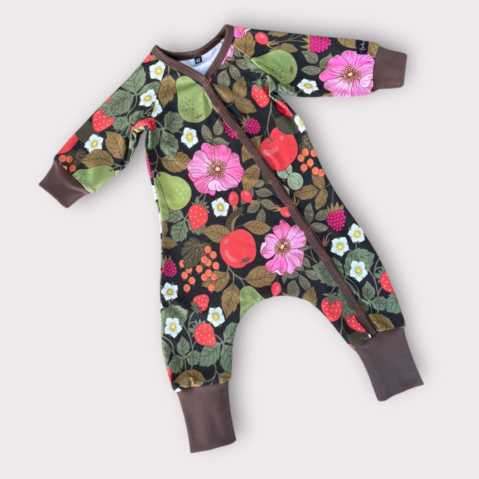 Babydress ”Selmas trädgård” brun
