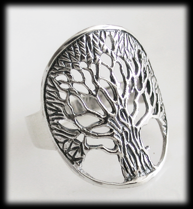 Yggdrasil - Livets träd i ring i Äkta silver. - 2